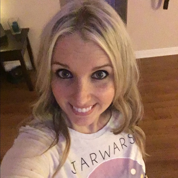 Meet your Posher, Kelly - Picture 1 of 1